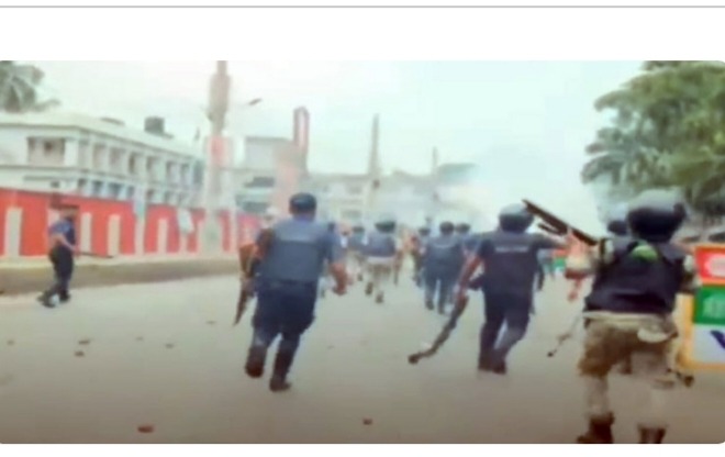 পুলিশের সঙ্গে সংঘর্ষে জেনে,, গোপালগঞ্জে ১৪৪ ধারা জারি