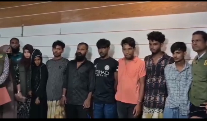 গাজীপুরের চন্দনায় সাংবাদিক তুহিনকে হত্যাকারী চারজনকে গ্রেফতার করেছে আইন-শৃঙ্খলা রক্ষাকারী বাহিনী