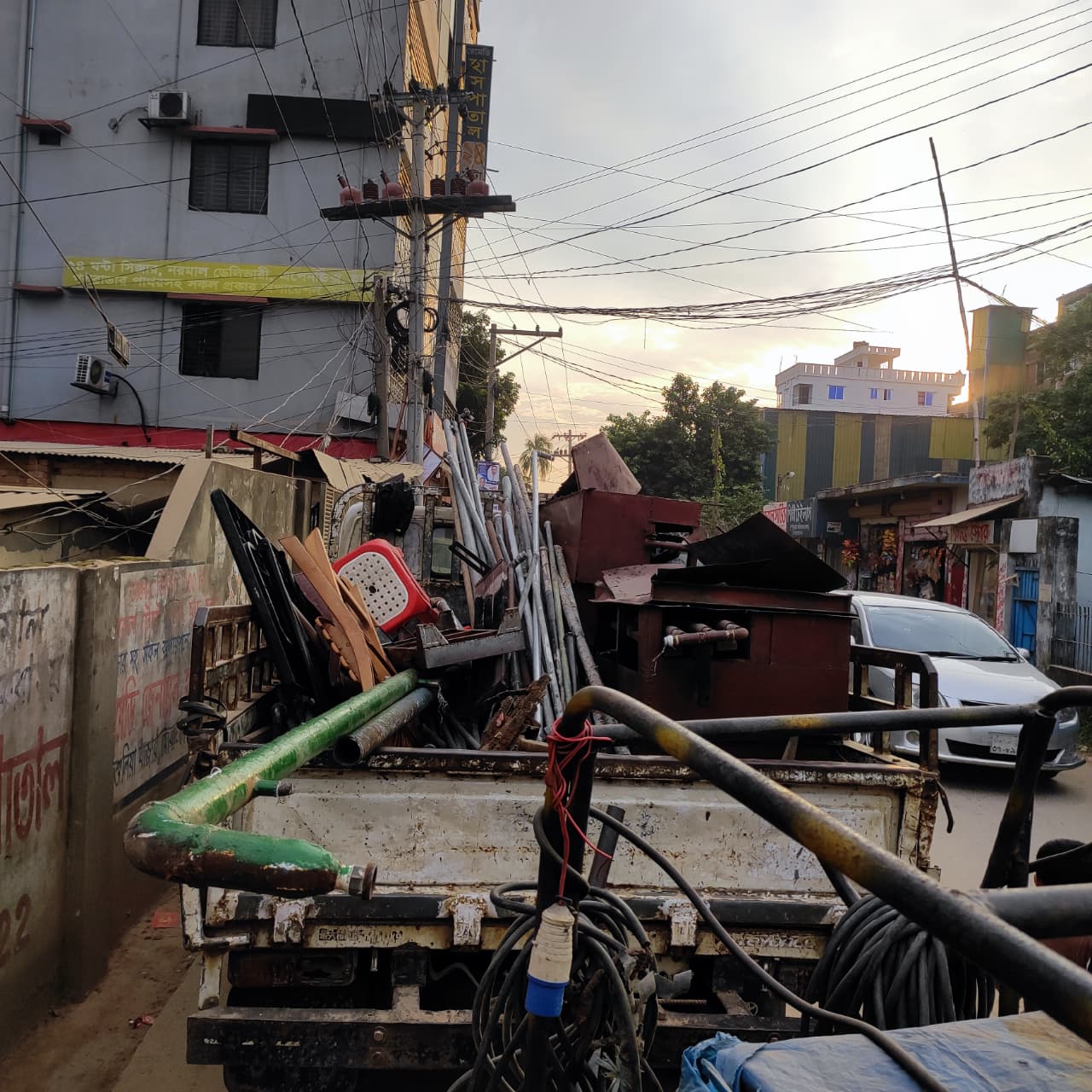 অবৈধ গ্যাস সংযোগ উচ্ছেদে তিতাস গ্যাসের সাঁড়াশি অভিযান