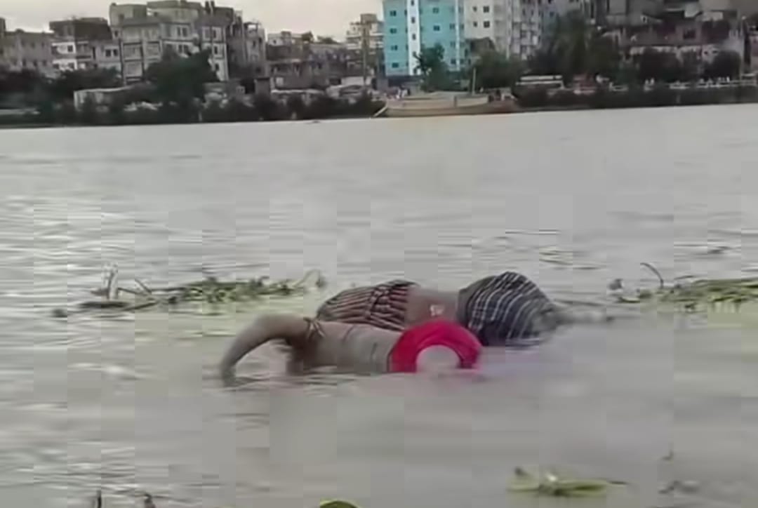বুড়িগঙ্গা থেকে নারী-শিশুসহ চারজনের মরদেহ উদ্ধার