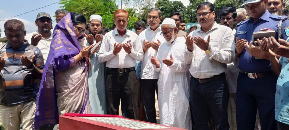 নিরাপদ পানি সরবরাহ প্রকল্পের আওতায় মানিকগঞ্জে গভীর নলকূপ স্থাপন কাজের উদ্বোধন