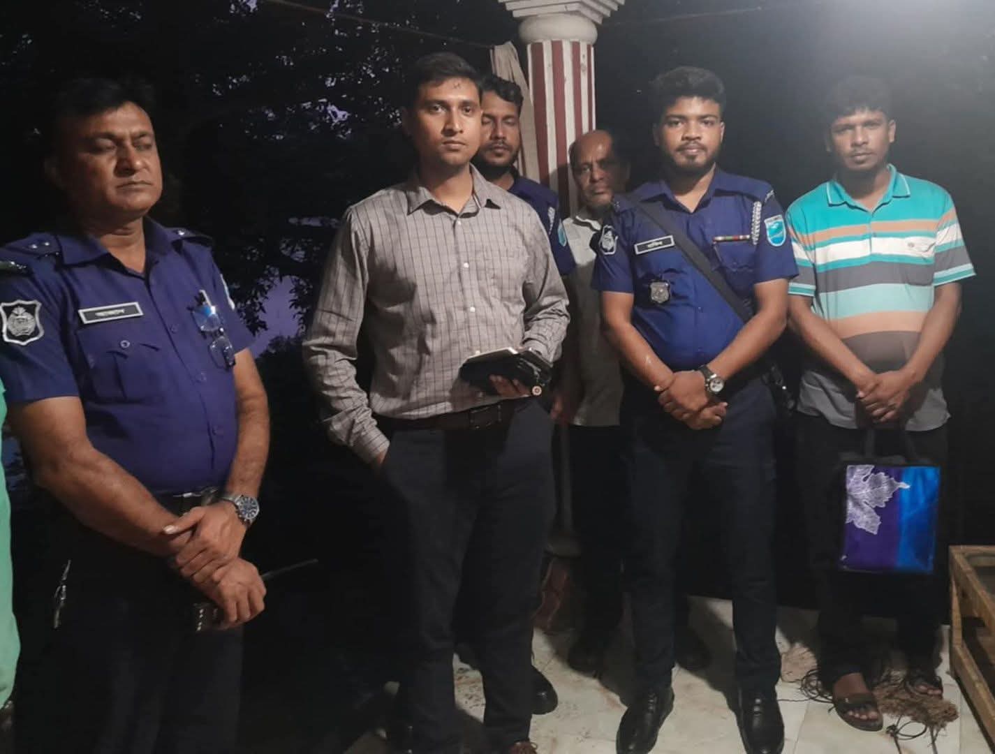 ফরিদপুরের ভাঙ্গায় অবৈধভাবে বালু উত্তোলনে লাখ টাকা জরিমানা