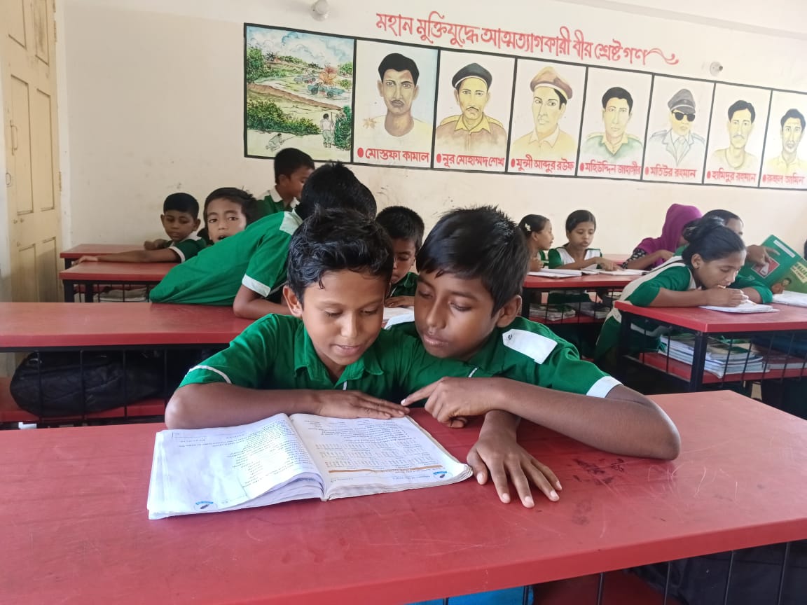 প্রাথমিক শিক্ষায় পিছিয়ে সুনামগঞ্জের মধ্যনগর উপজেলা
