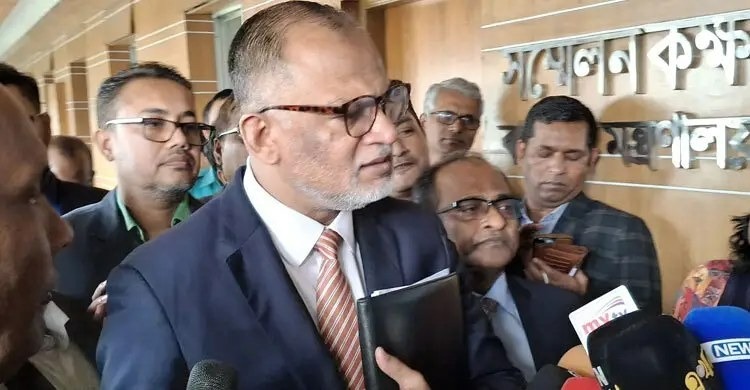 ব্যবসায়ীদের ভোজ্যতেলের দাম বাড়ানোর কোনো আইনগত ভিত্তি নেই: বাণিজ্য উপদেষ্টা
