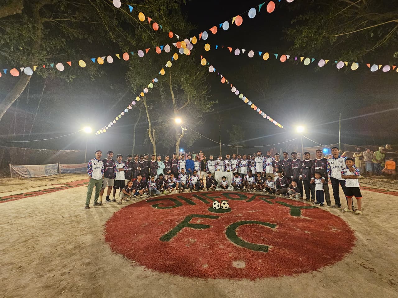 চট্টগ্রামের আনোয়ারায় পূর্ব ঝিওরী এফ সি একাডেমির রাত্রিকালীন ফুটবল টুর্নামেন্ট উদ্ভোধন অনুষ্ঠান সম্পন্ন