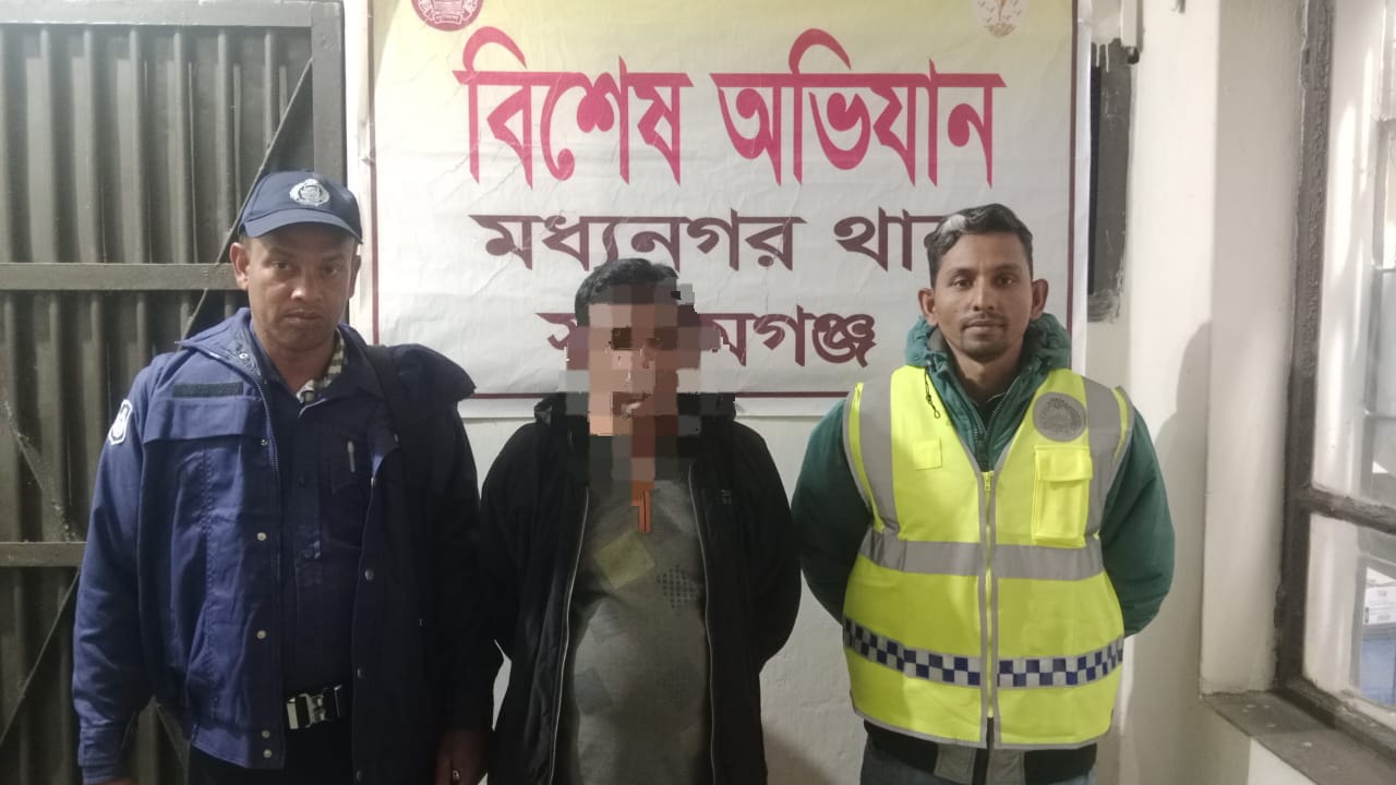 মধ্যনগরে ‘ডেভিল হান্ট’ অভিযানে বঙ্গবন্ধু ফাউন্ডেশনের নেতা গ্রেপ্তার