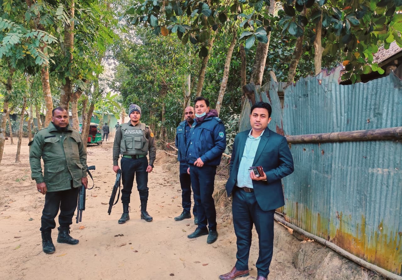 কুমিল্লার সদর দক্ষিণে অবৈধ মাটিকাটা রোধে ভ্রাম্যমাণ আদালতের কঠোর অভিযান