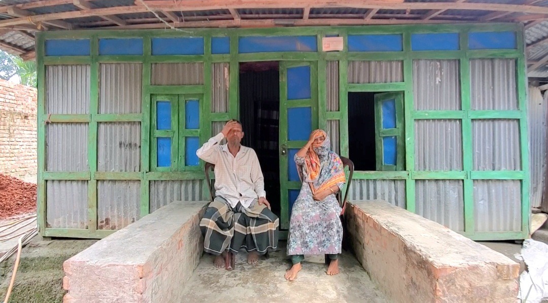 ​দৌলতখানে ওমান প্রবাসীকে মানবপাচার মামলায় ফাঁসের অভিযোগ, ৫ লাখ টাকা দাবি