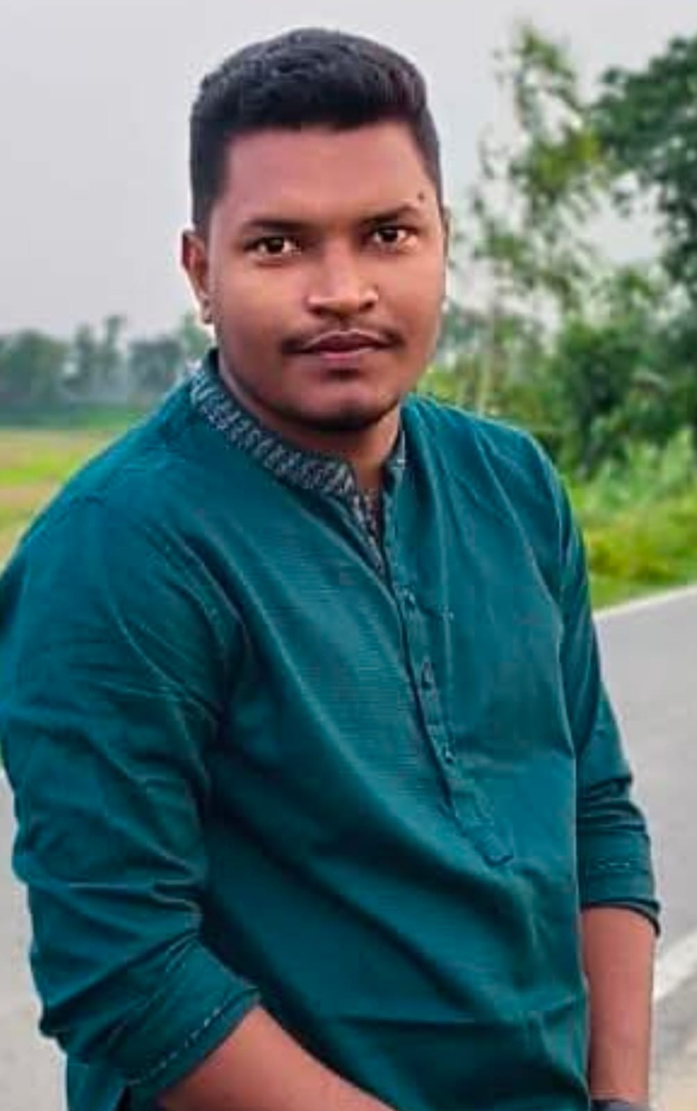 তানোরে ৩০ বছর ধরে জমি দখল, মিথ্যা মামলা ও হয়রানির অভিযোগ প্রশাসনের হস্তক্ষেপ কামনা সাত পরিবারের