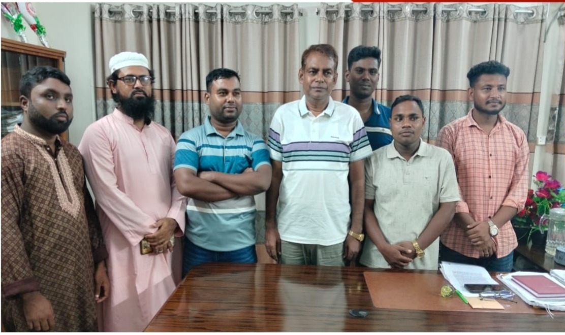 নাগেশ্বরী অনলাইন প্রেসক্লাবের পক্ষ থেকে নবাগত ওসির সঙ্গে সৌজন্যে সাক্ষাৎ