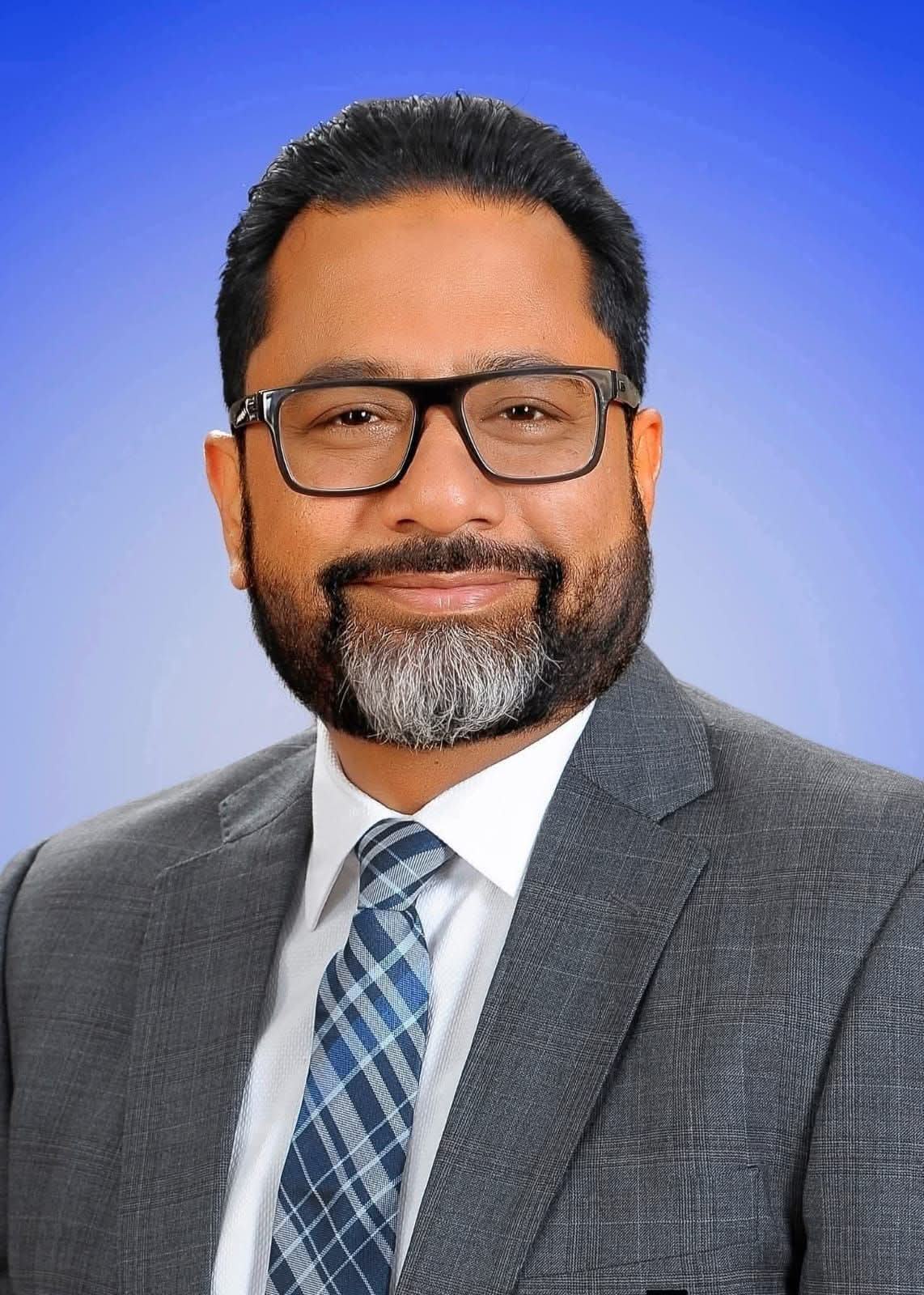 প্রতিষ্ঠা বার্ষিকী উপলক্ষে চাঁদাবাজির বিরুদ্ধে কঠোর বার্তা দিলেন গণপূর্ত প্রতিমন্ত্রী আহম্মদ সোহেল মনজুর