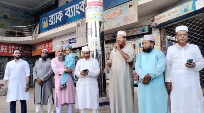 রংপুরের লংমার্চ সফল করতে নাগেশ্বরীতে ১১ দলীয় জোটের স্বাগত মিছিল