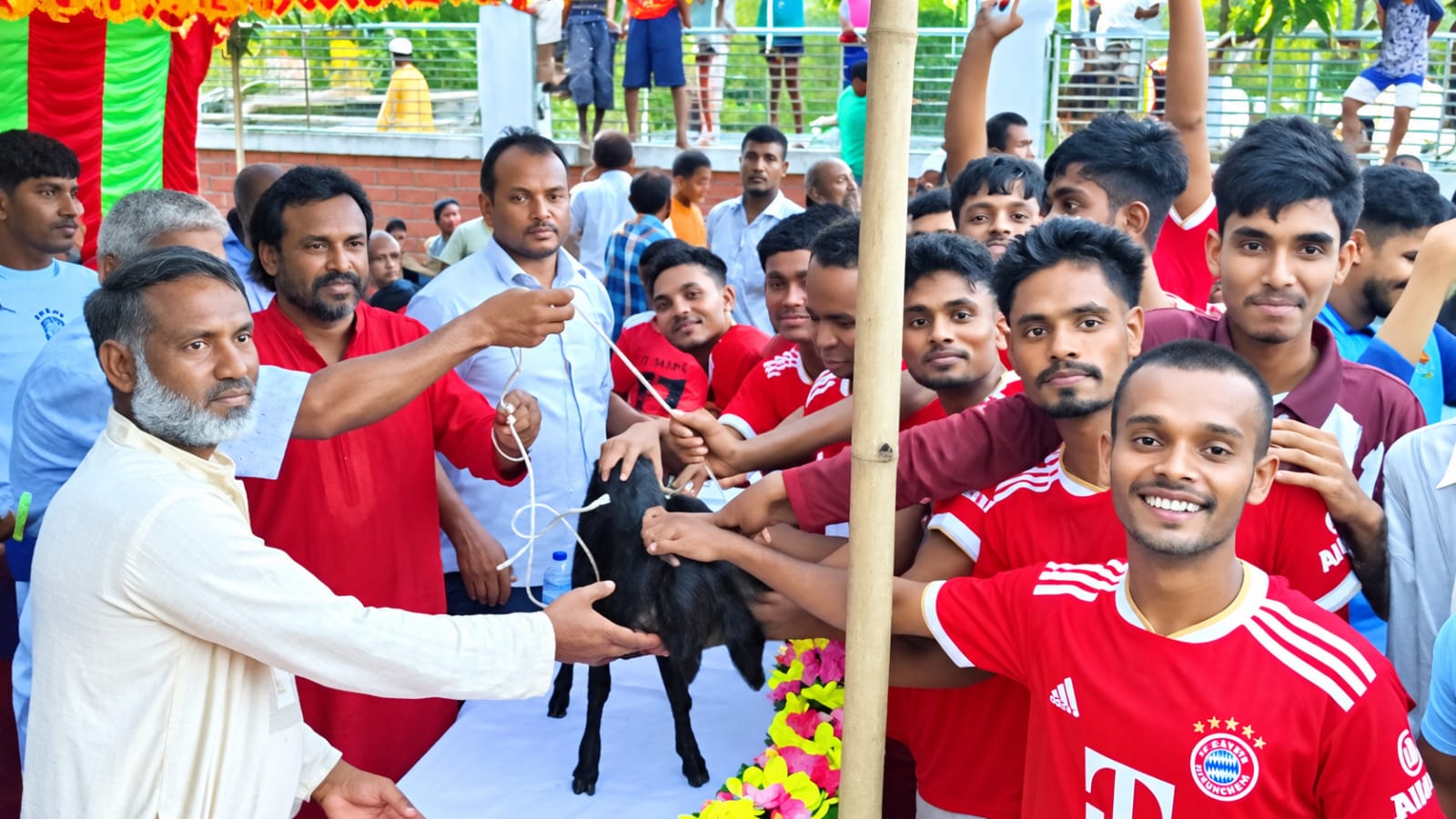 জমজমাট ফাইনালে বালাটারী ফুটবল টুর্নামেন্ট, খেলোয়াড়দের মাঝে পুরস্কার বিতরণ