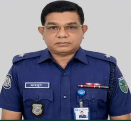 ফ্যাসিবাদের দোসরদের পরিকল্পিত মিথ্যা অপপ্রচার শিকারে পরিনত হয়েছেন নারায়নগন্জ ফতুল্লা থানার ওসি মাহবুব আলম